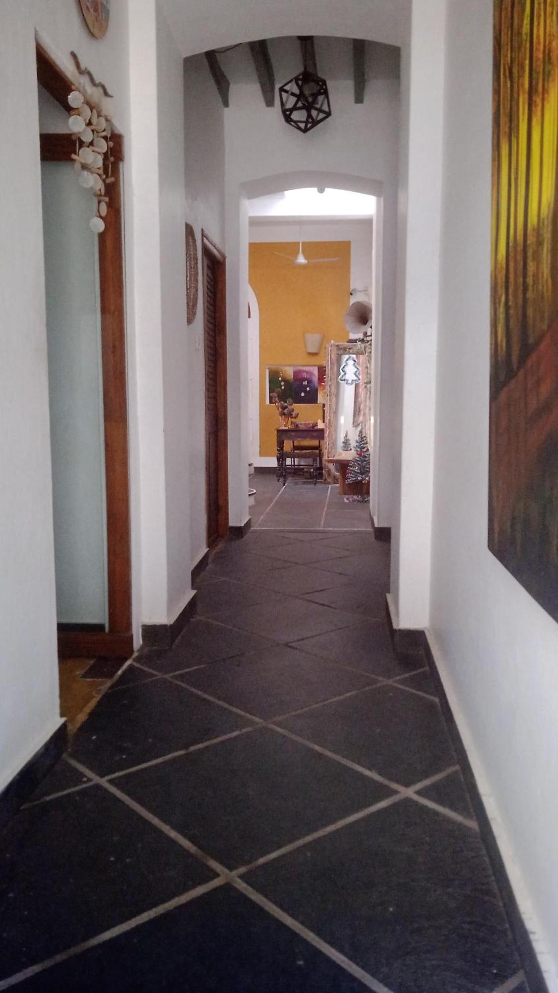 French Rivera Guest House ปอนดิเชอรี ห้อง รูปภาพ